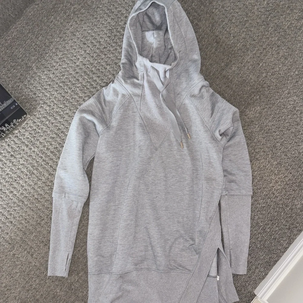 INDYGENA TIMEA HOODIE in GREY - Picture 2 of 10